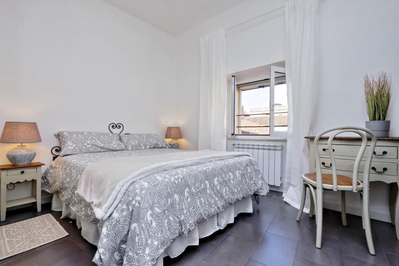 Monti Charming Apartment - Rome Short Let Service Экстерьер фото