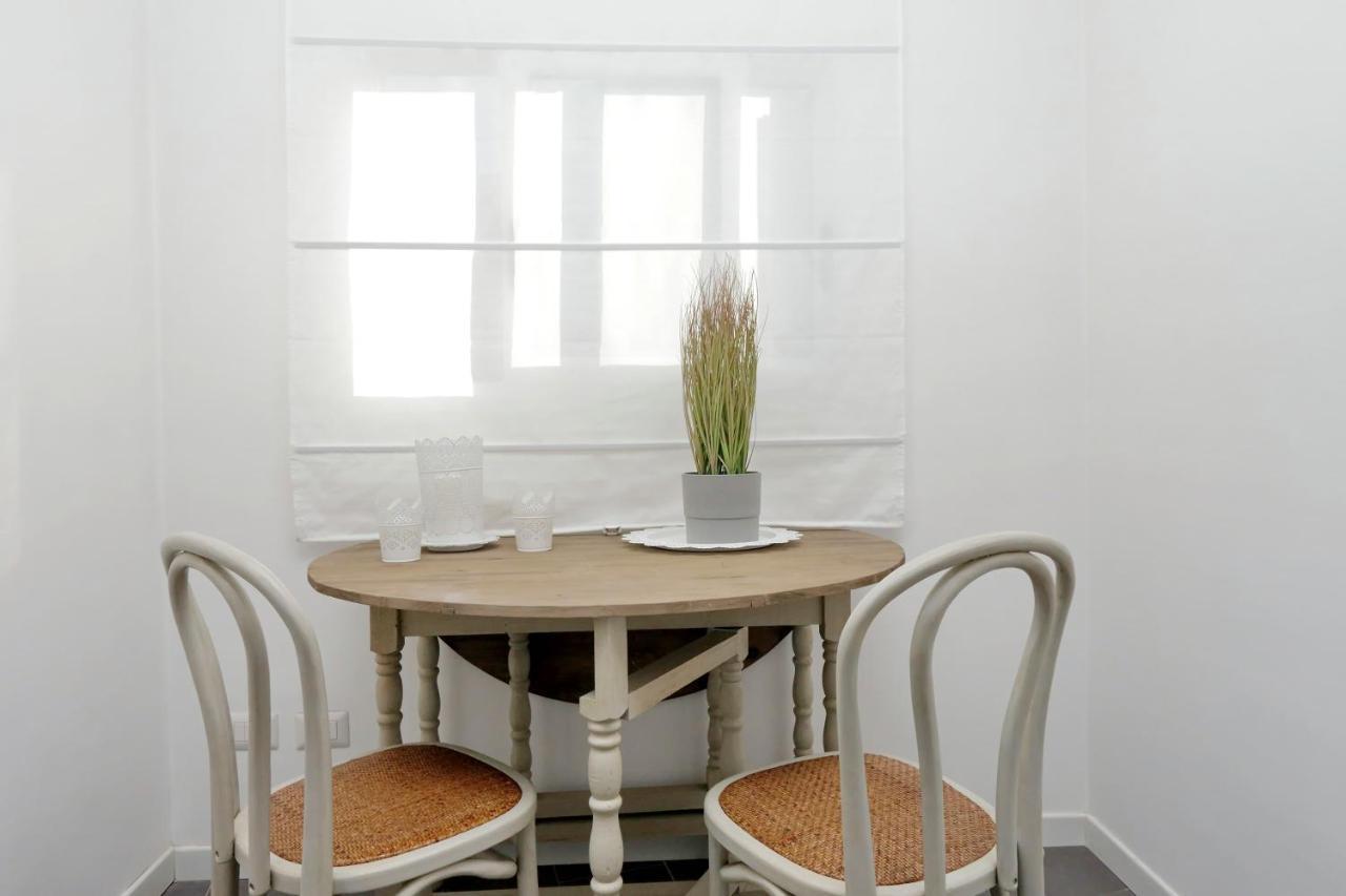 Monti Charming Apartment - Rome Short Let Service Экстерьер фото